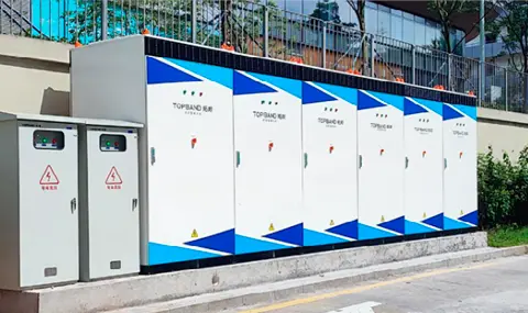 Intelligent monitoring function of cabinet type energy storage equipment.